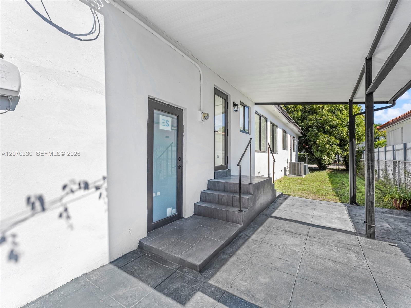 2500 SW 23rd Terrace