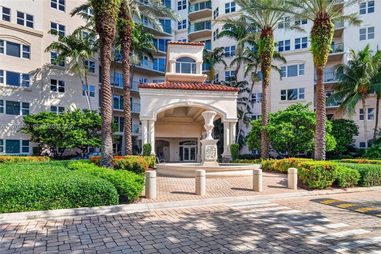 19900 E Country Club Drive