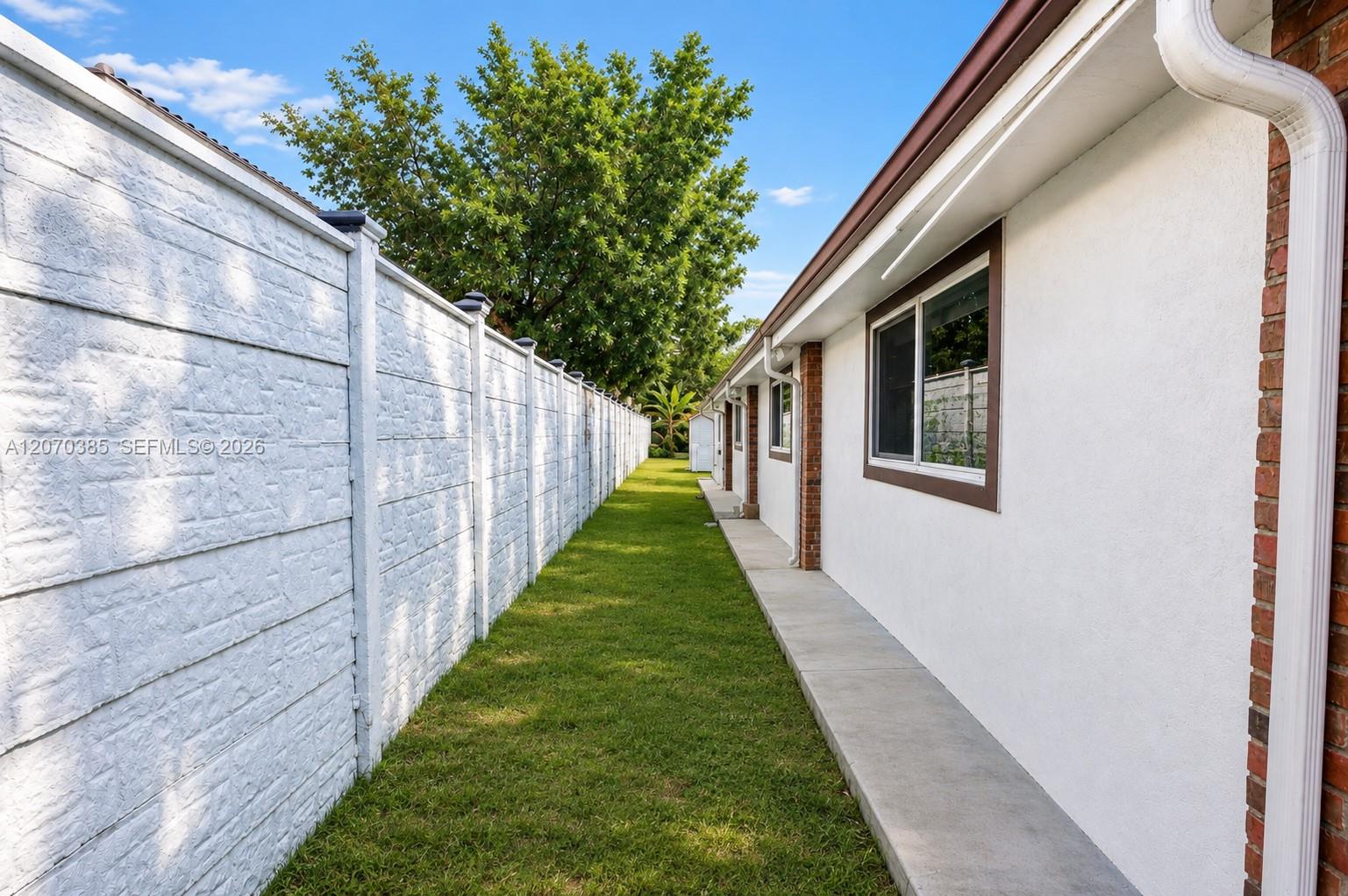12231 SW 1st Street