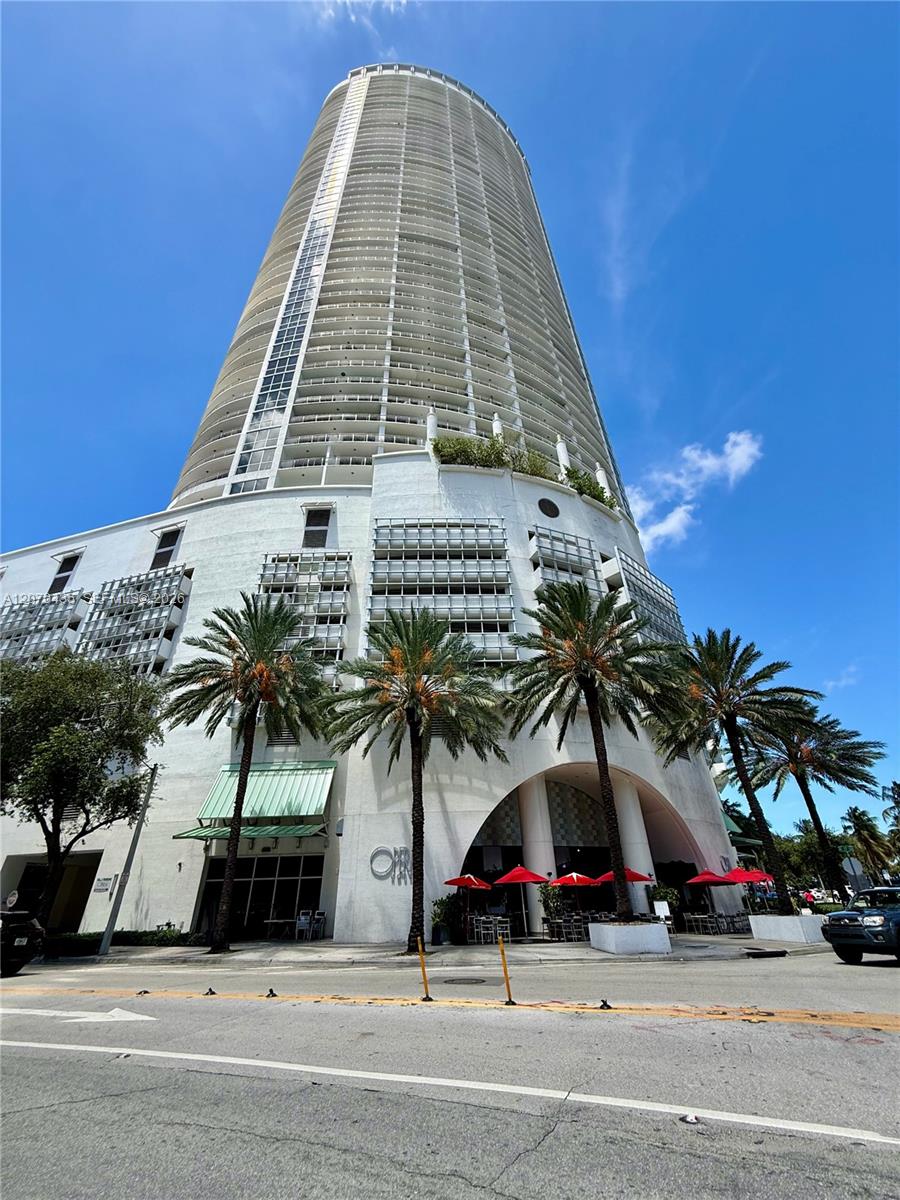 1750 N Bayshore Drive