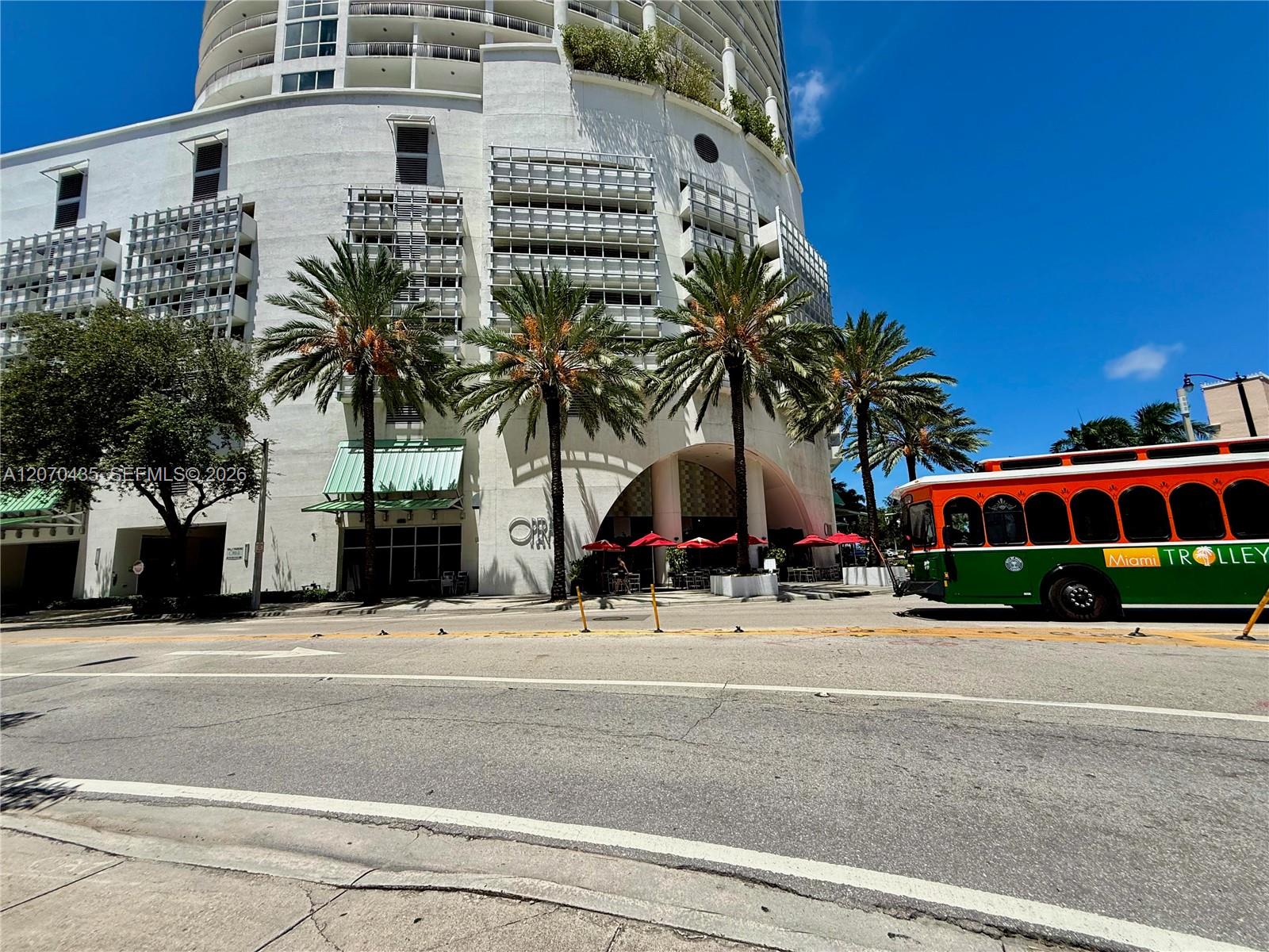 1750 N Bayshore Drive
