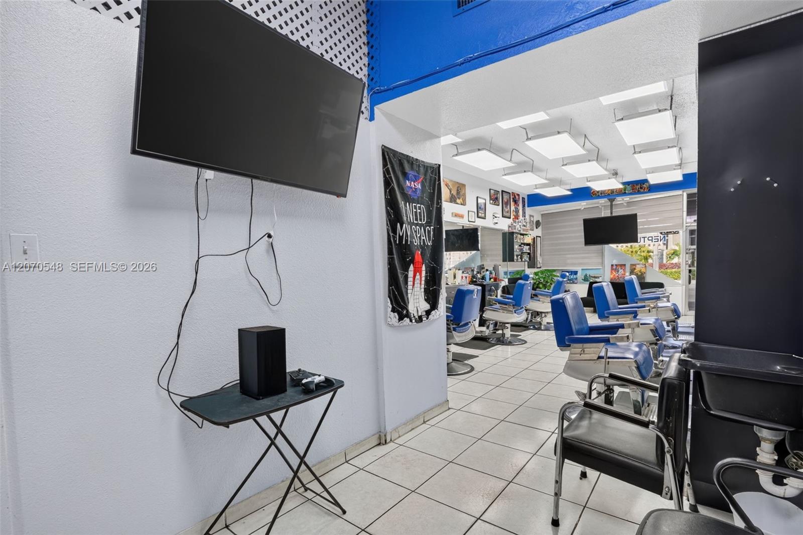Excellent Opportunity Excellent Opportunity Barbershop For Sale In The H