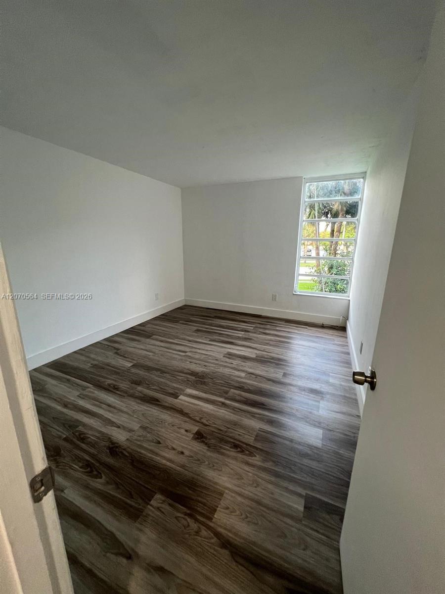 310 Fontainebleau Boulevard