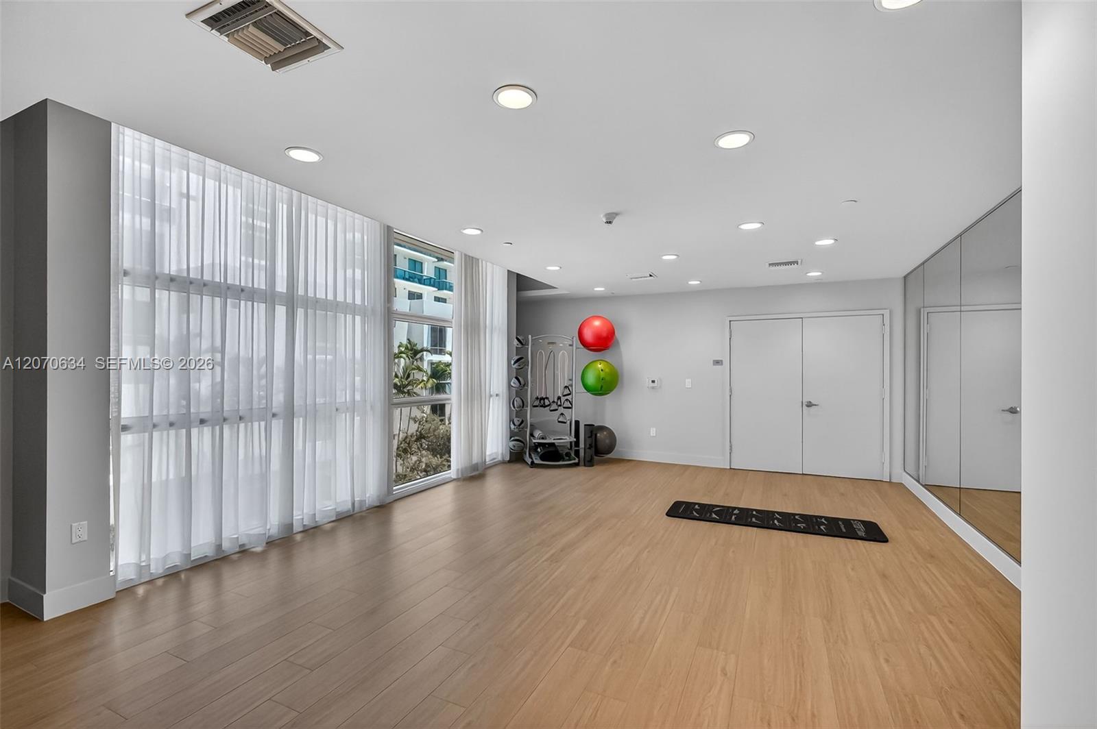 350 NE 24th Street