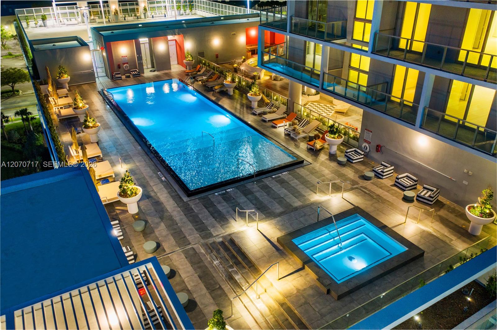 2000 Metropica Way