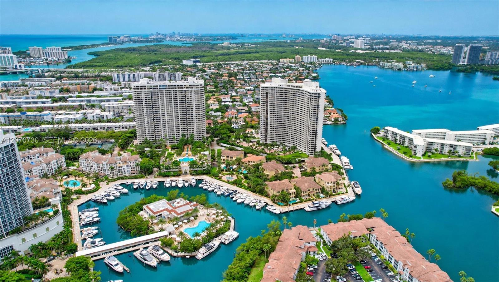 1000 W Island Boulevard