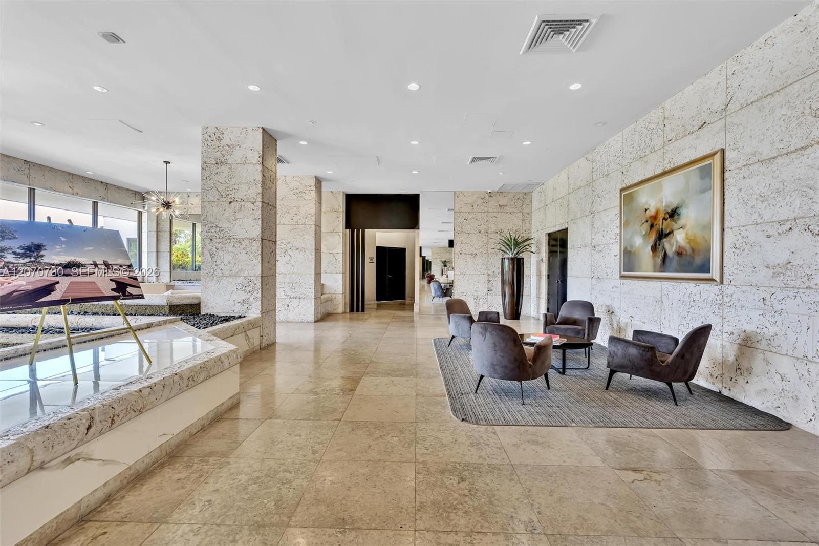 1000 W Island Boulevard