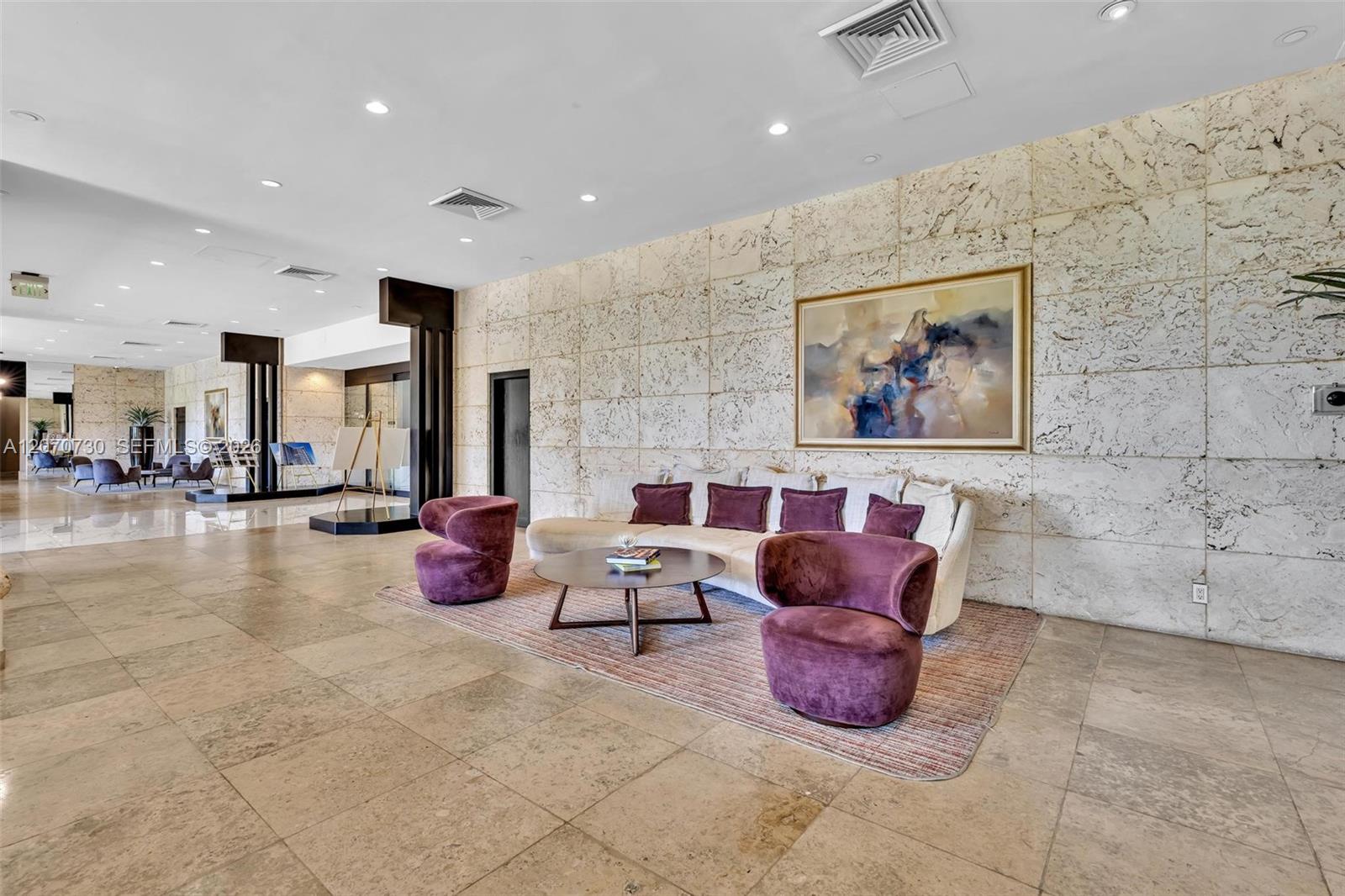 1000 W Island Boulevard