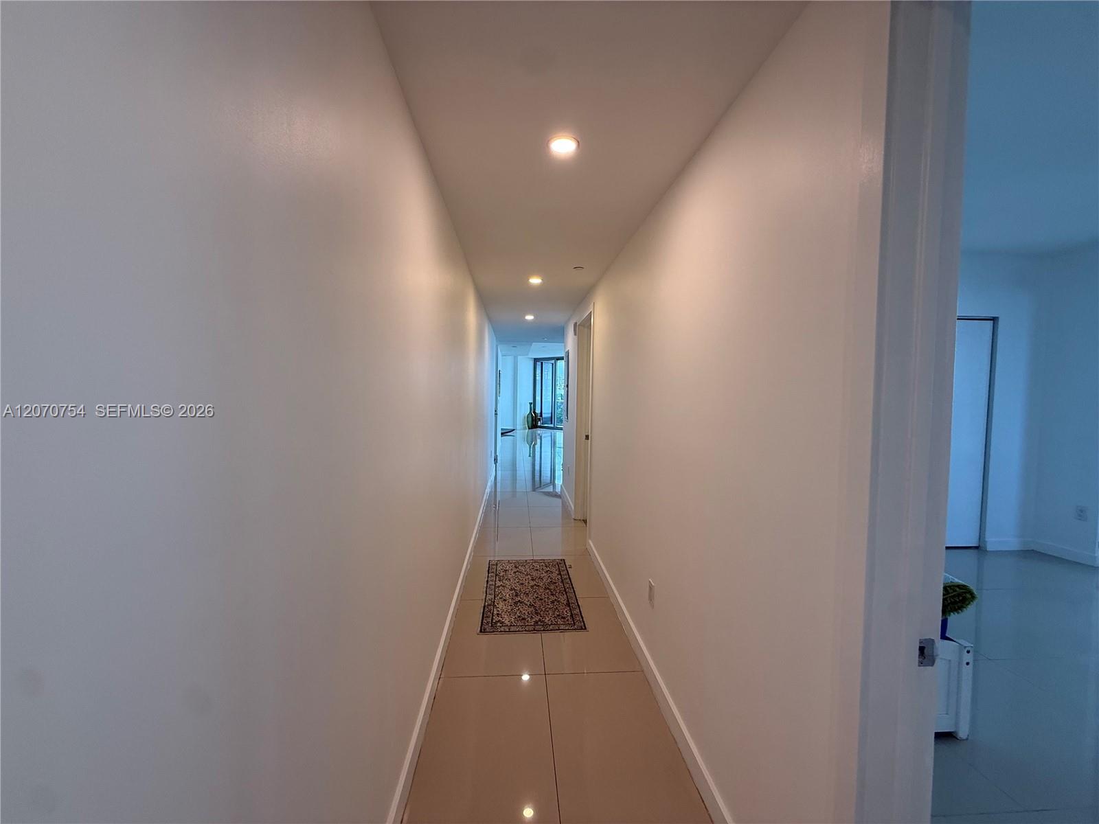 488 NE 18th Street