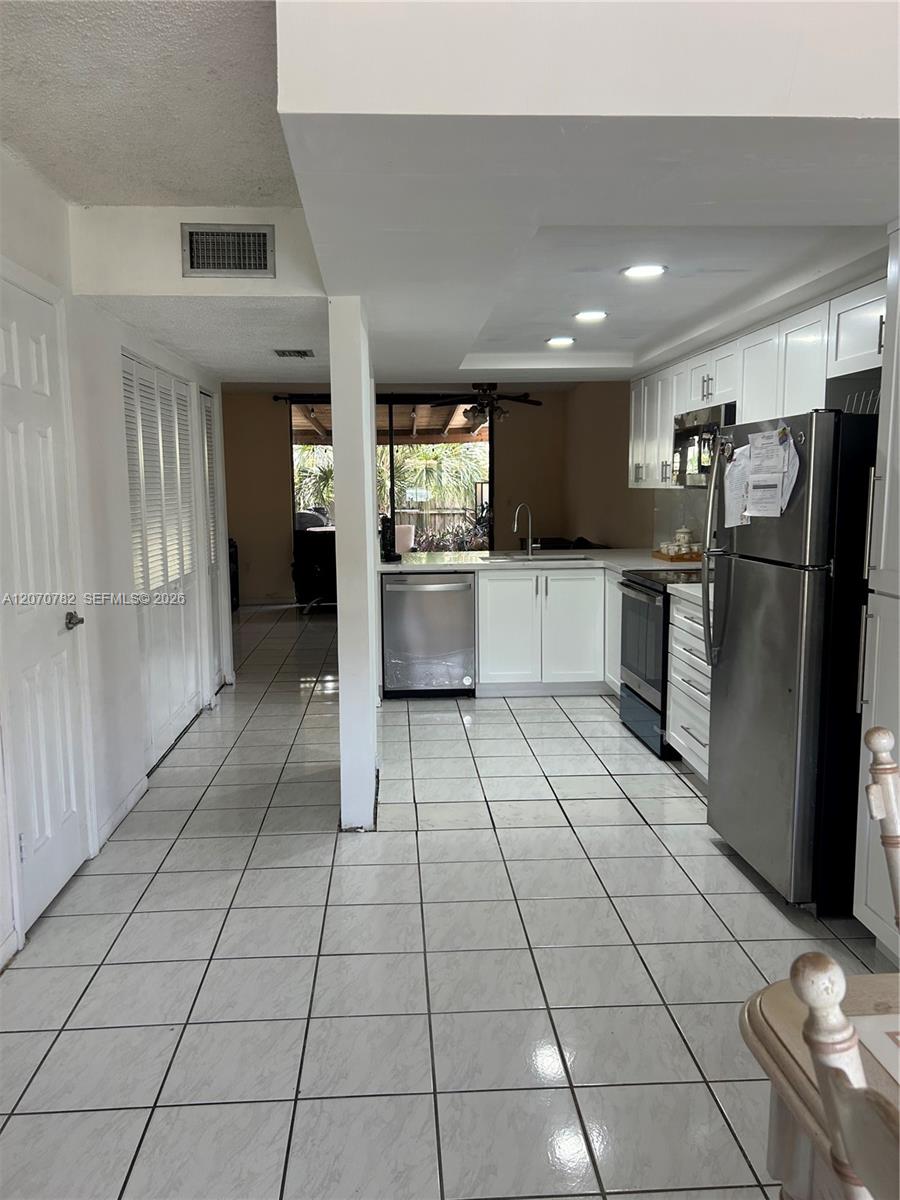 12242 SW 16th Terrace
