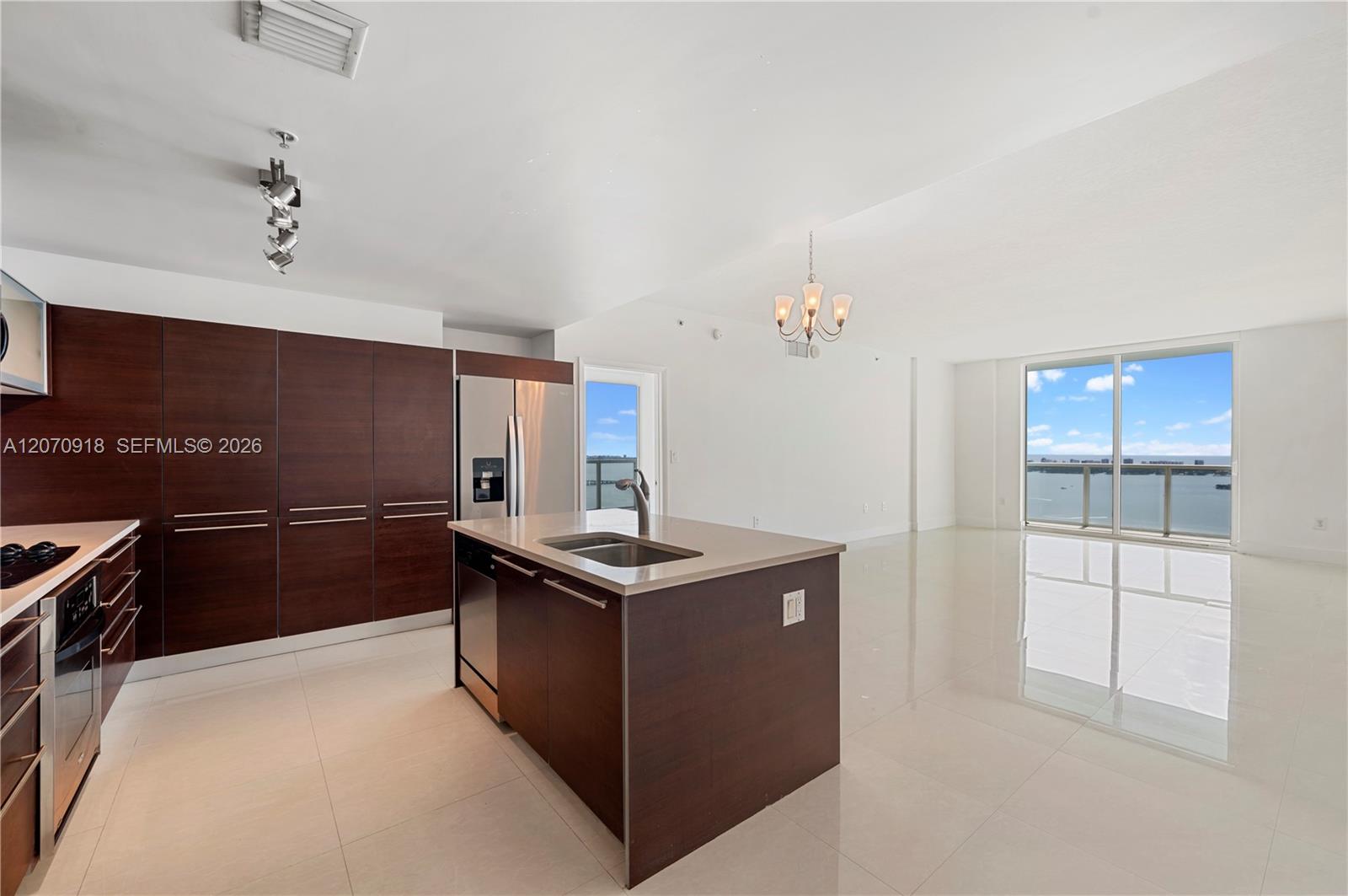 1900 N Bayshore Drive