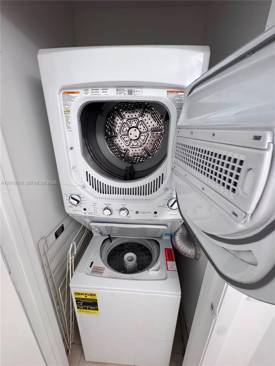 1900 N Bayshore Drive