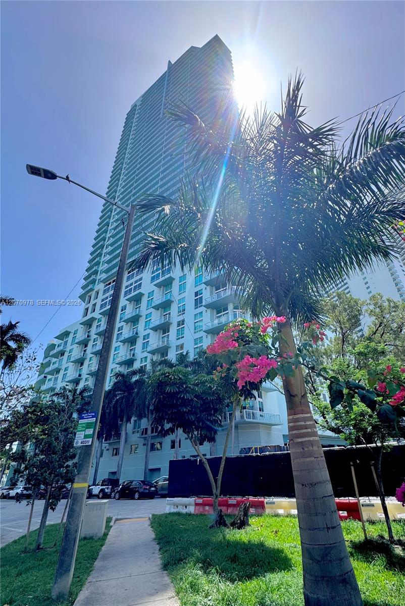 1900 N Bayshore Drive