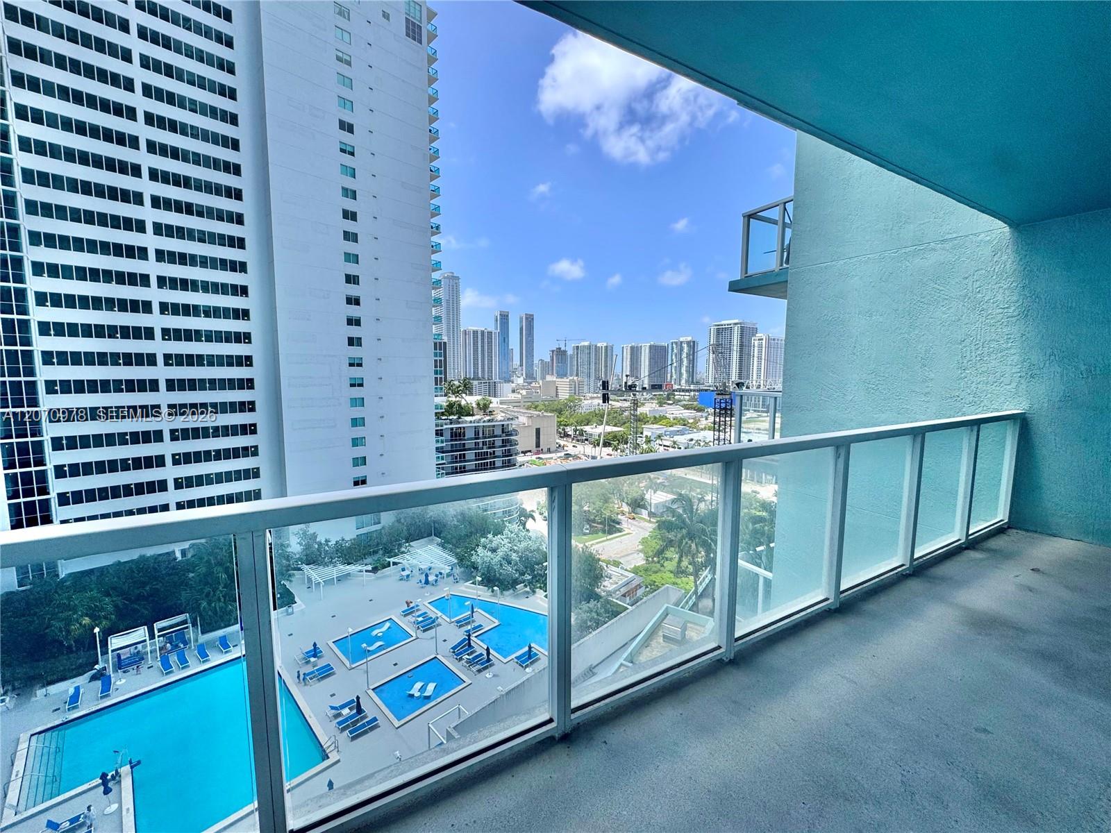 1900 N Bayshore Drive