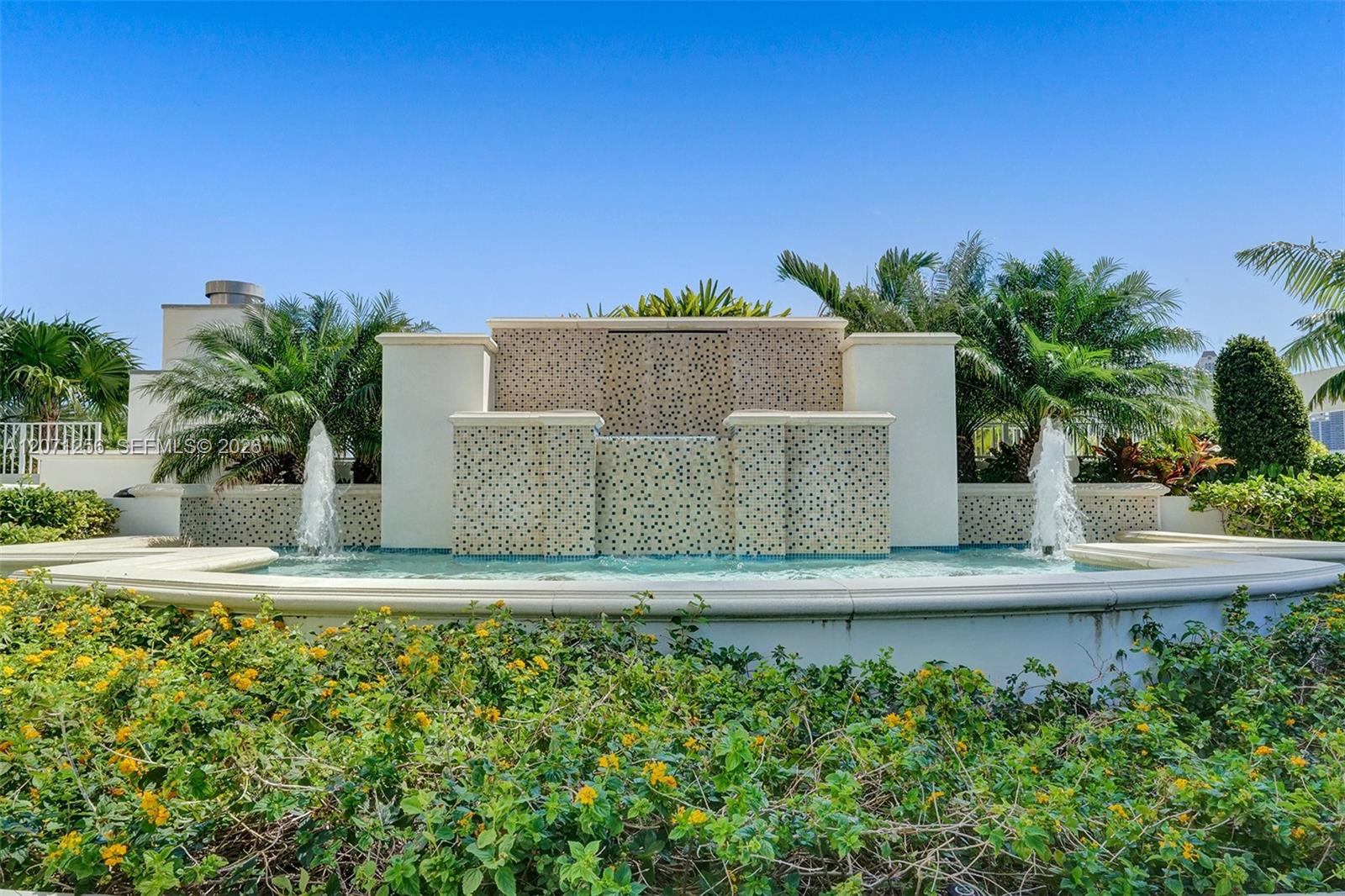 3000 Island Boulevard