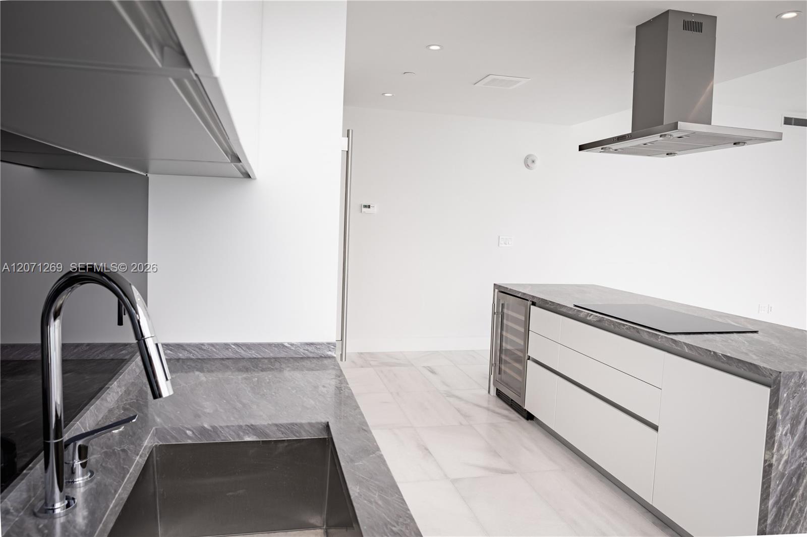 700 NE 26th Terrace