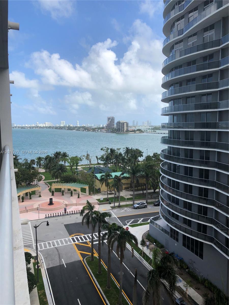 1800 N Bayshore Drive