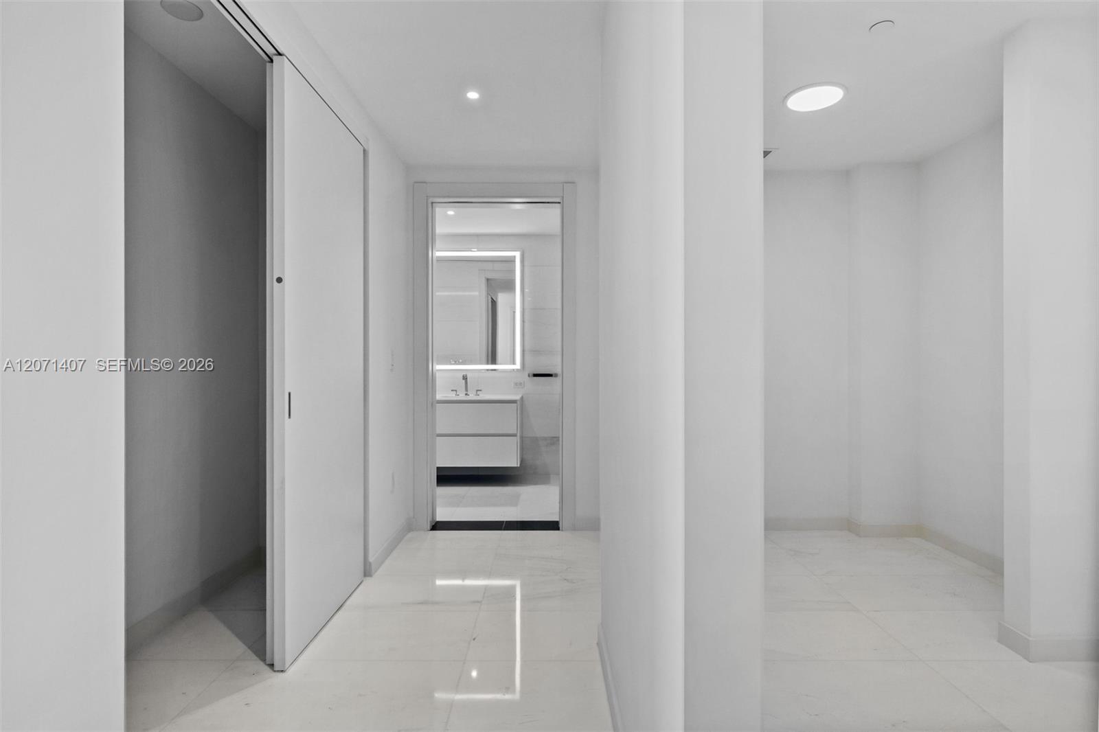 300 Biscayne Boulevard Way