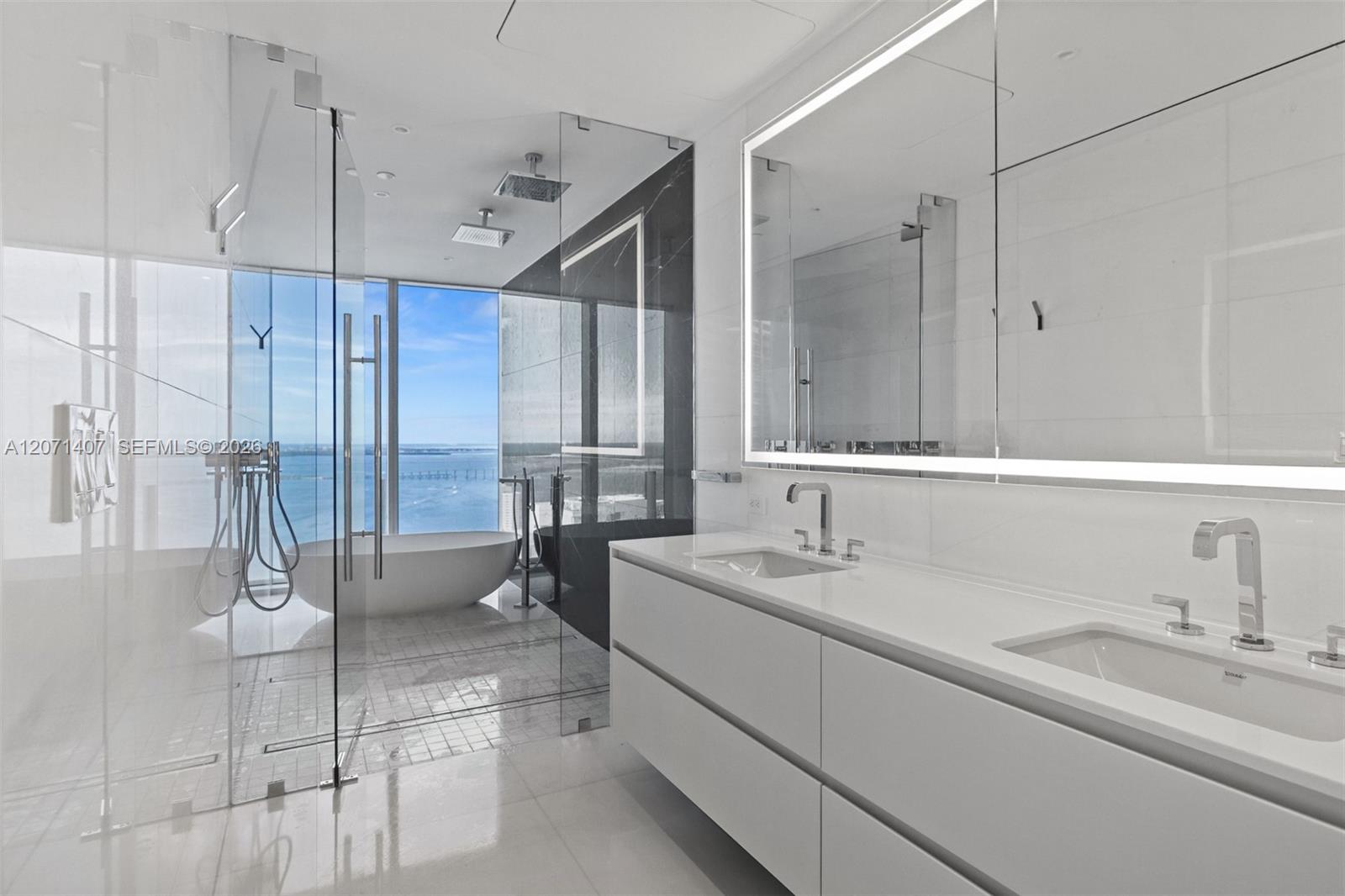 300 Biscayne Boulevard Way