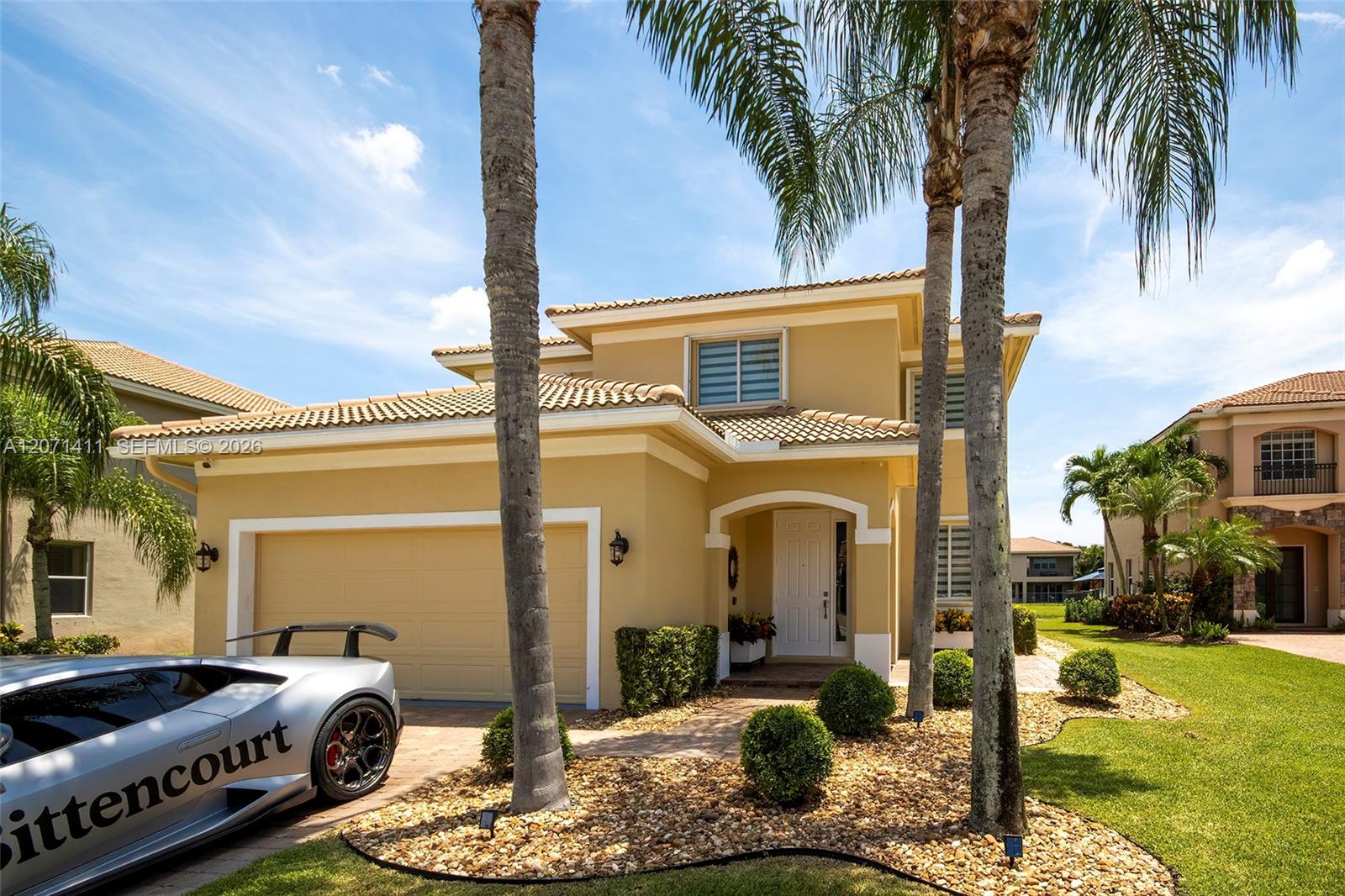 9370 Cobblestone Brooke Court gallery image #3