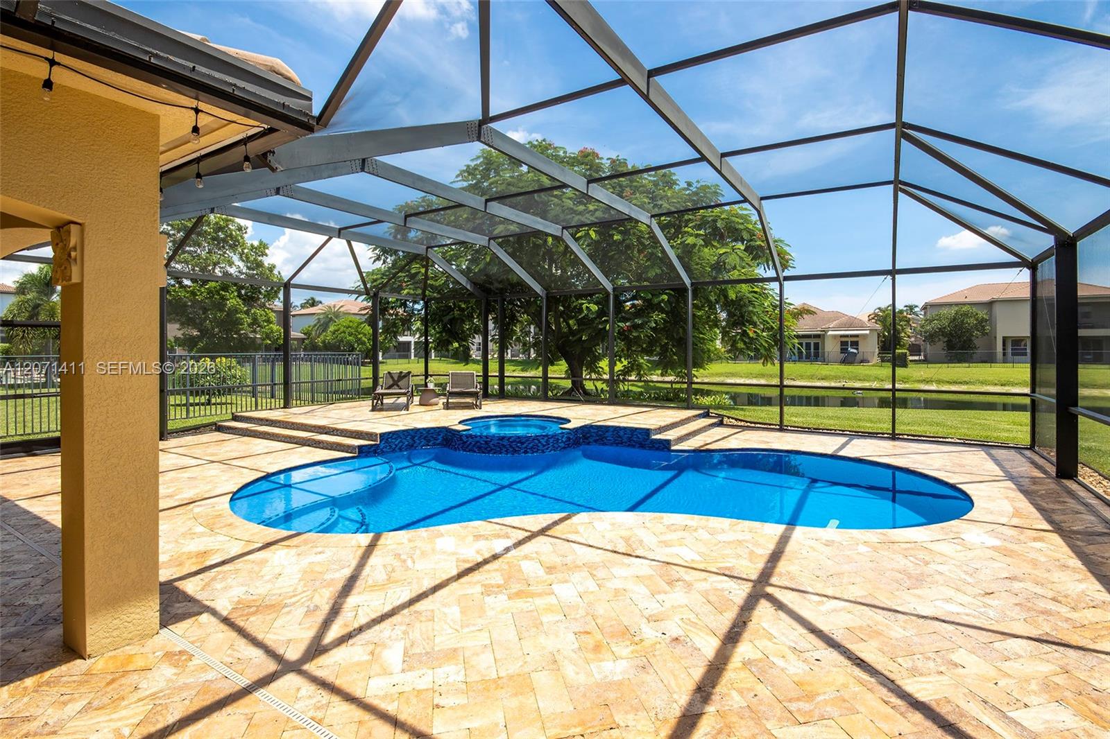 9370 Cobblestone Brooke Court gallery image #4
