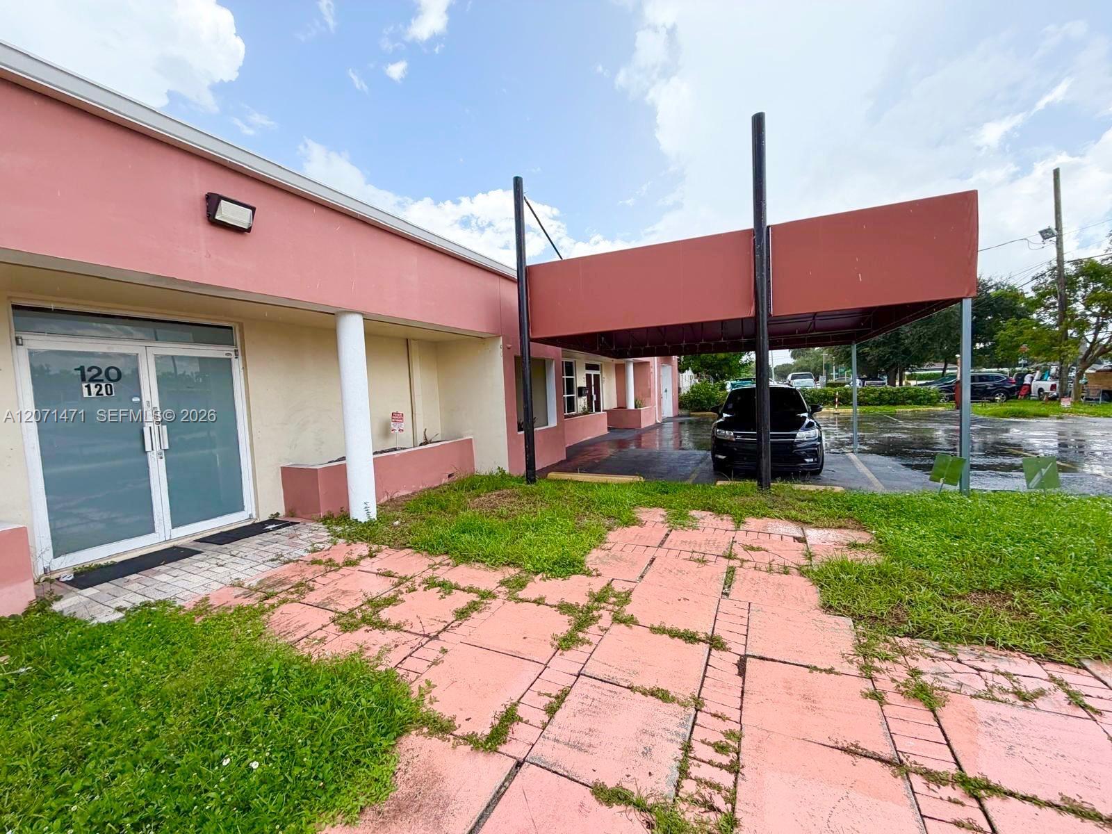 120 SW 70th Avenue