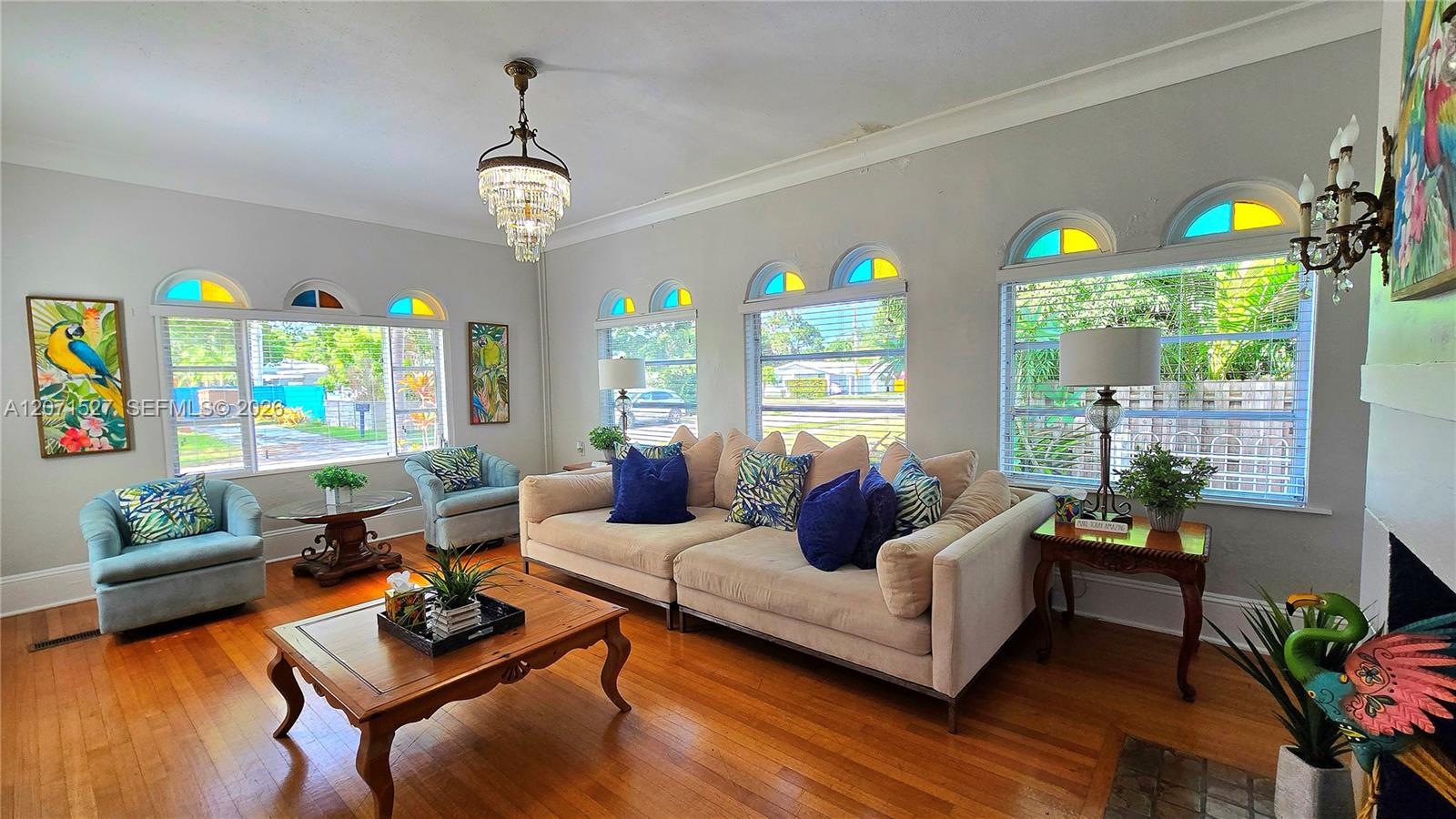 219 S 17th Avenue