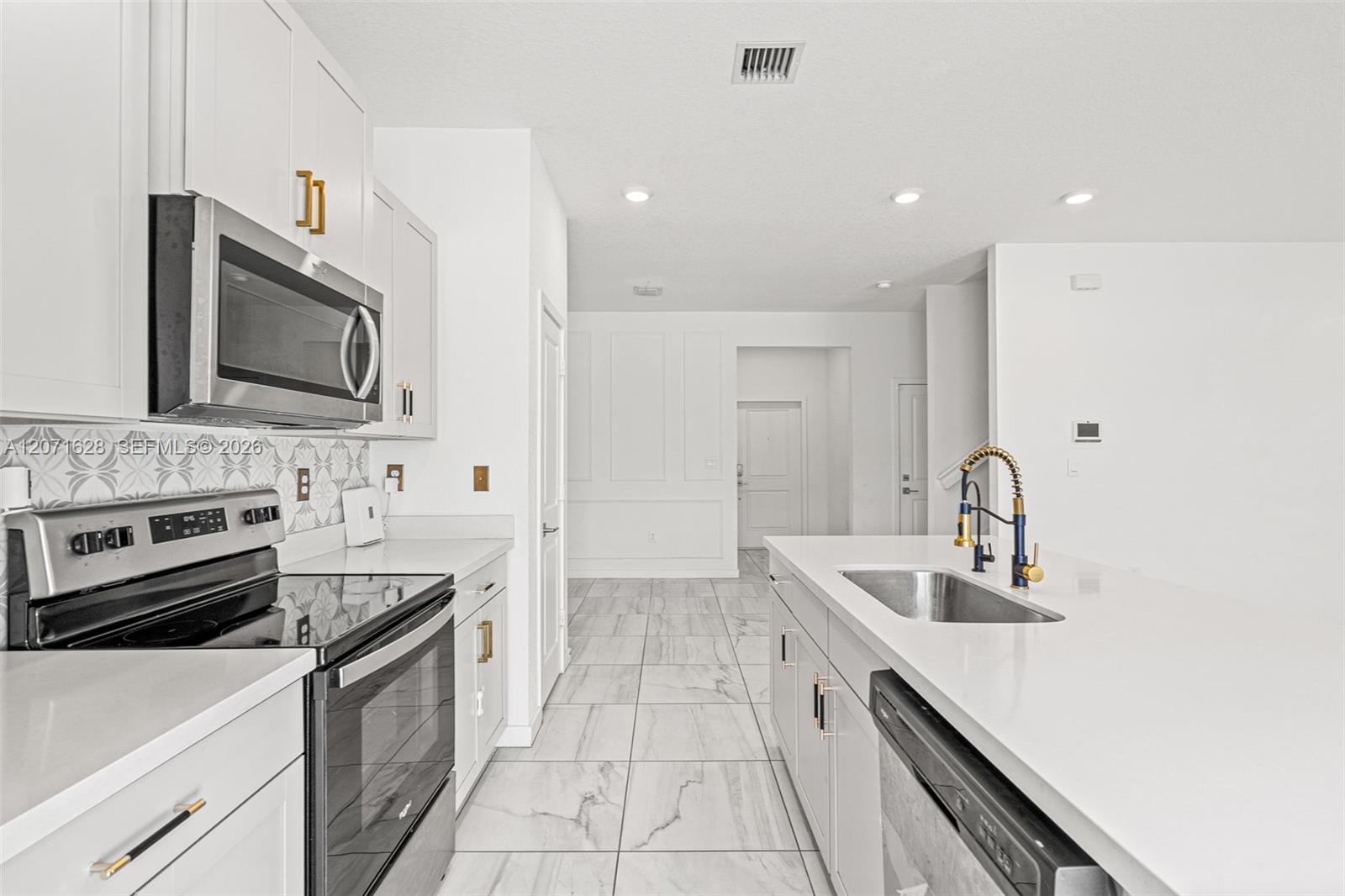 837 SE 16th Court