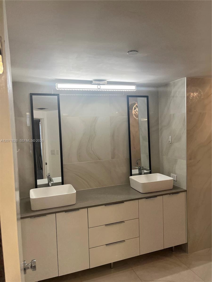 20191 E Country Club Drive