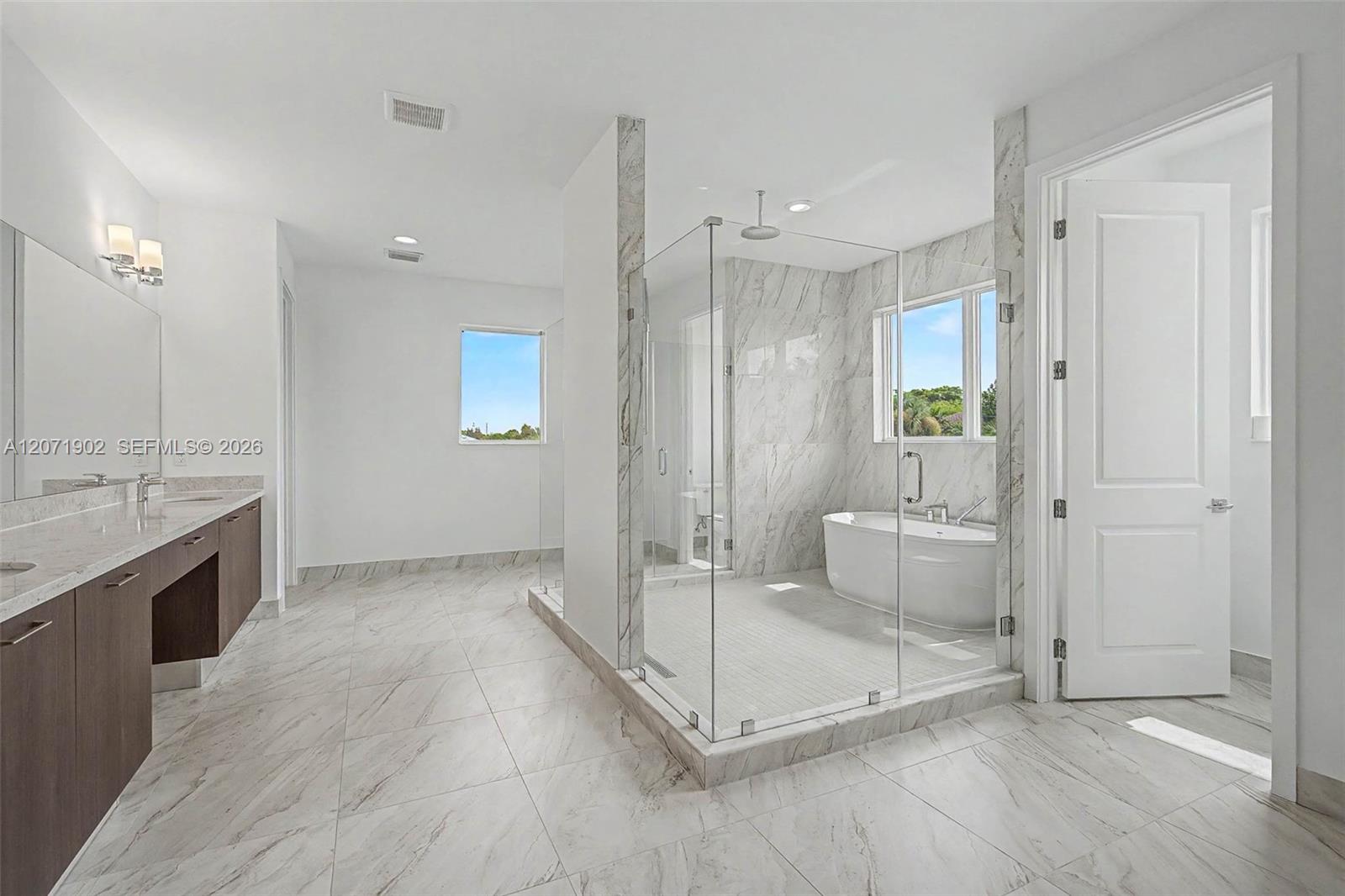 2440 SW 122nd Terrace