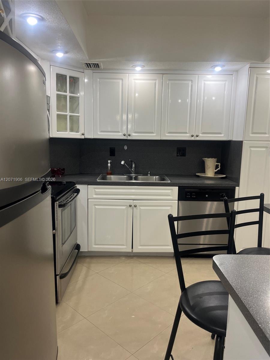 300 Bayview Drive