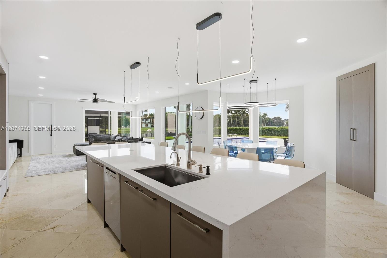 3526 Juniper Lane