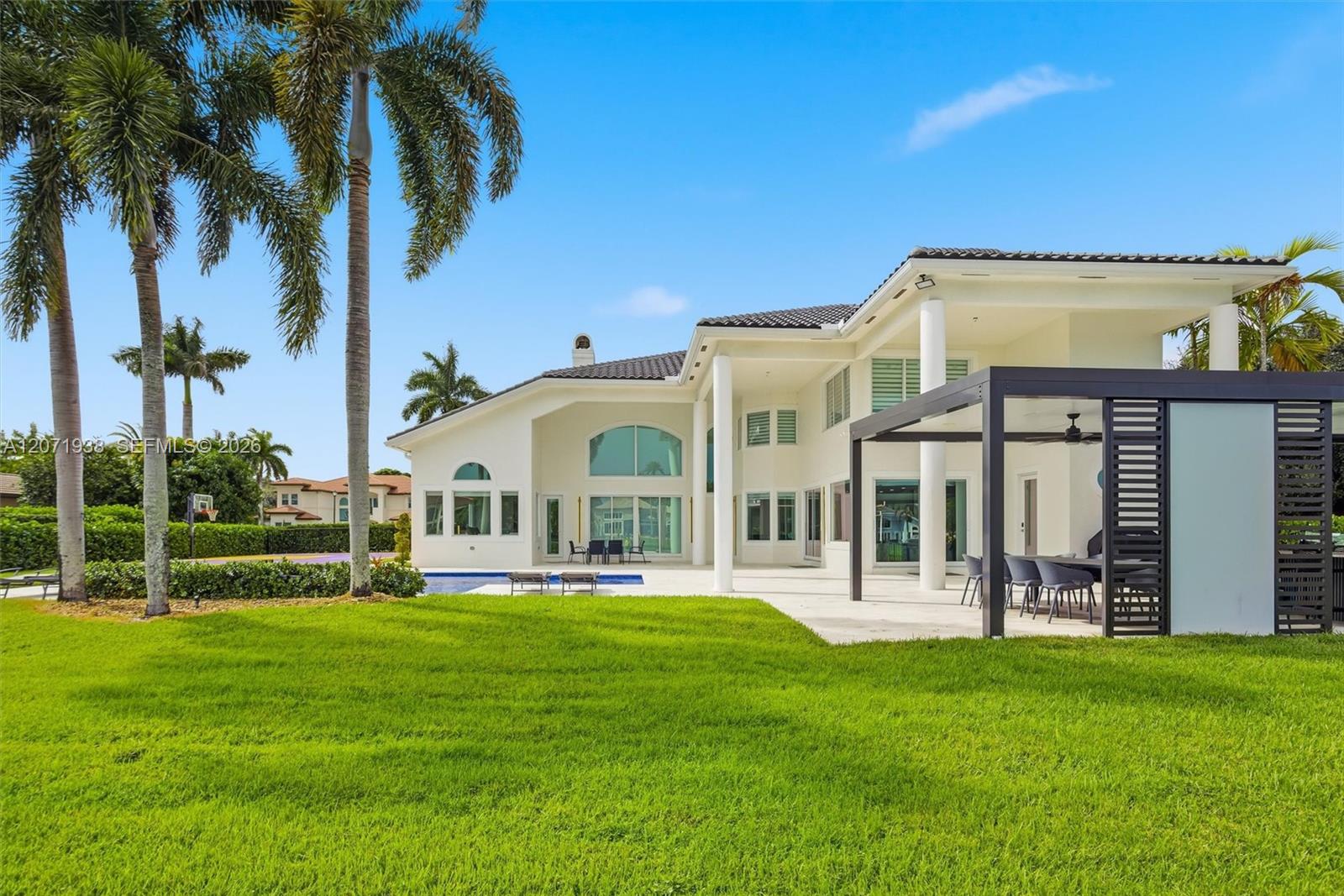 3526 Juniper Lane