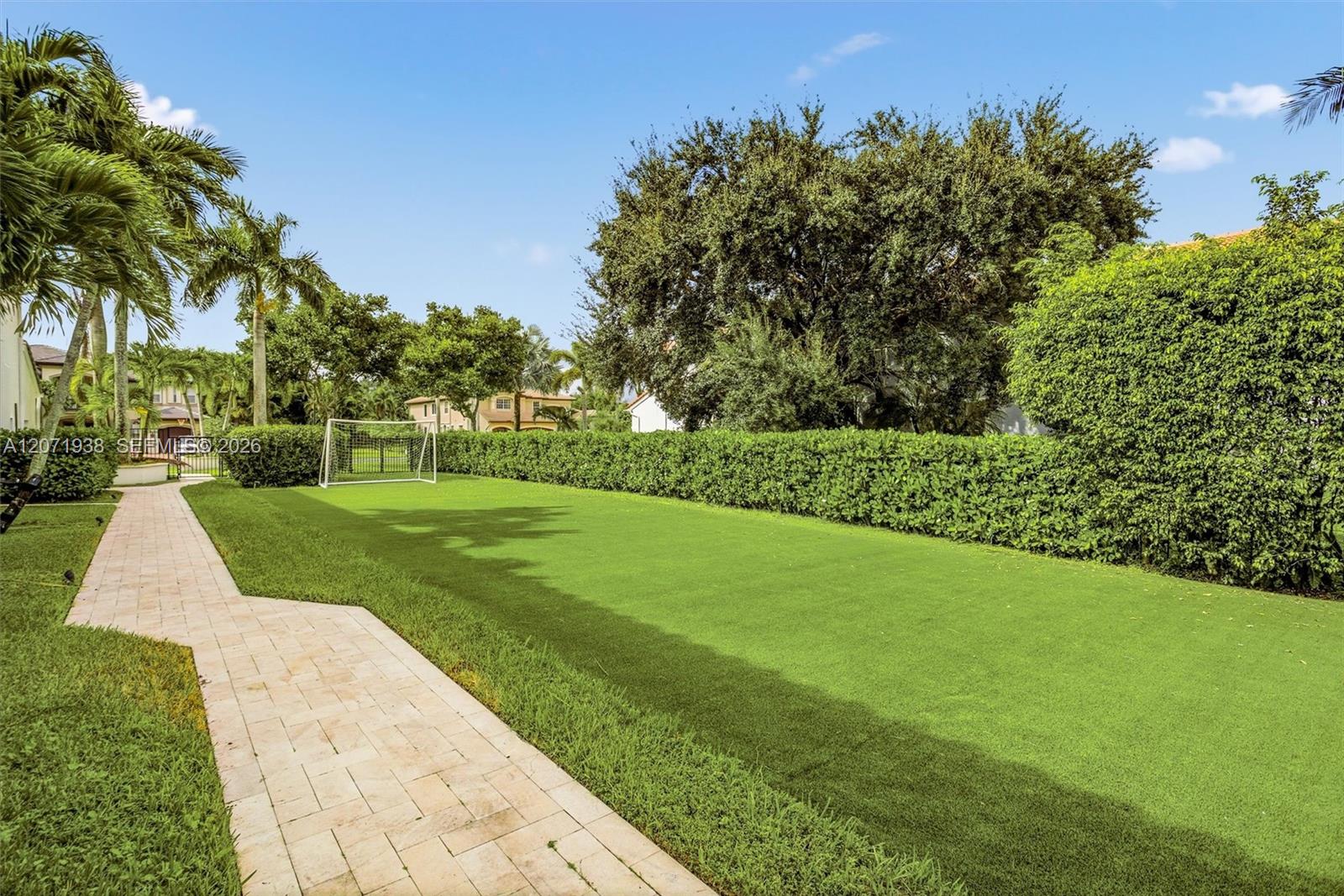 3526 Juniper Lane