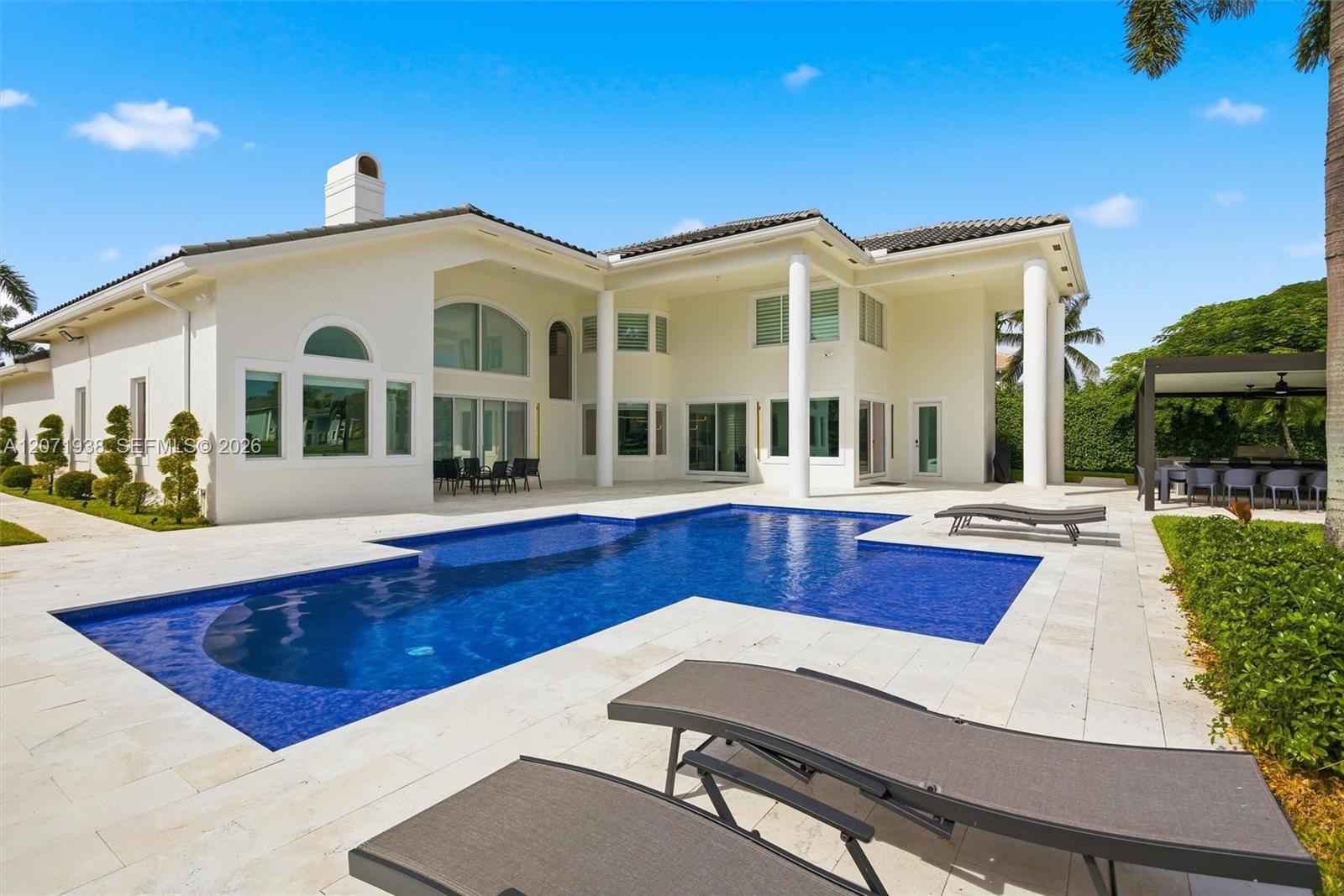 3526 Juniper Lane