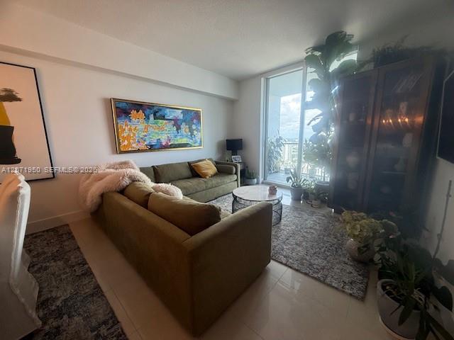 185 SW 7th Street
