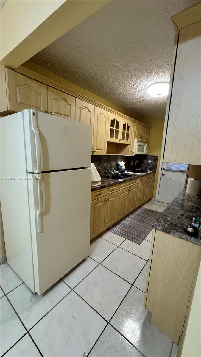 160 NE 203rd Terrace