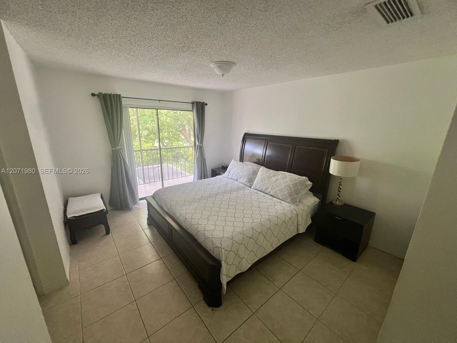 1133 NE 210th Terrace