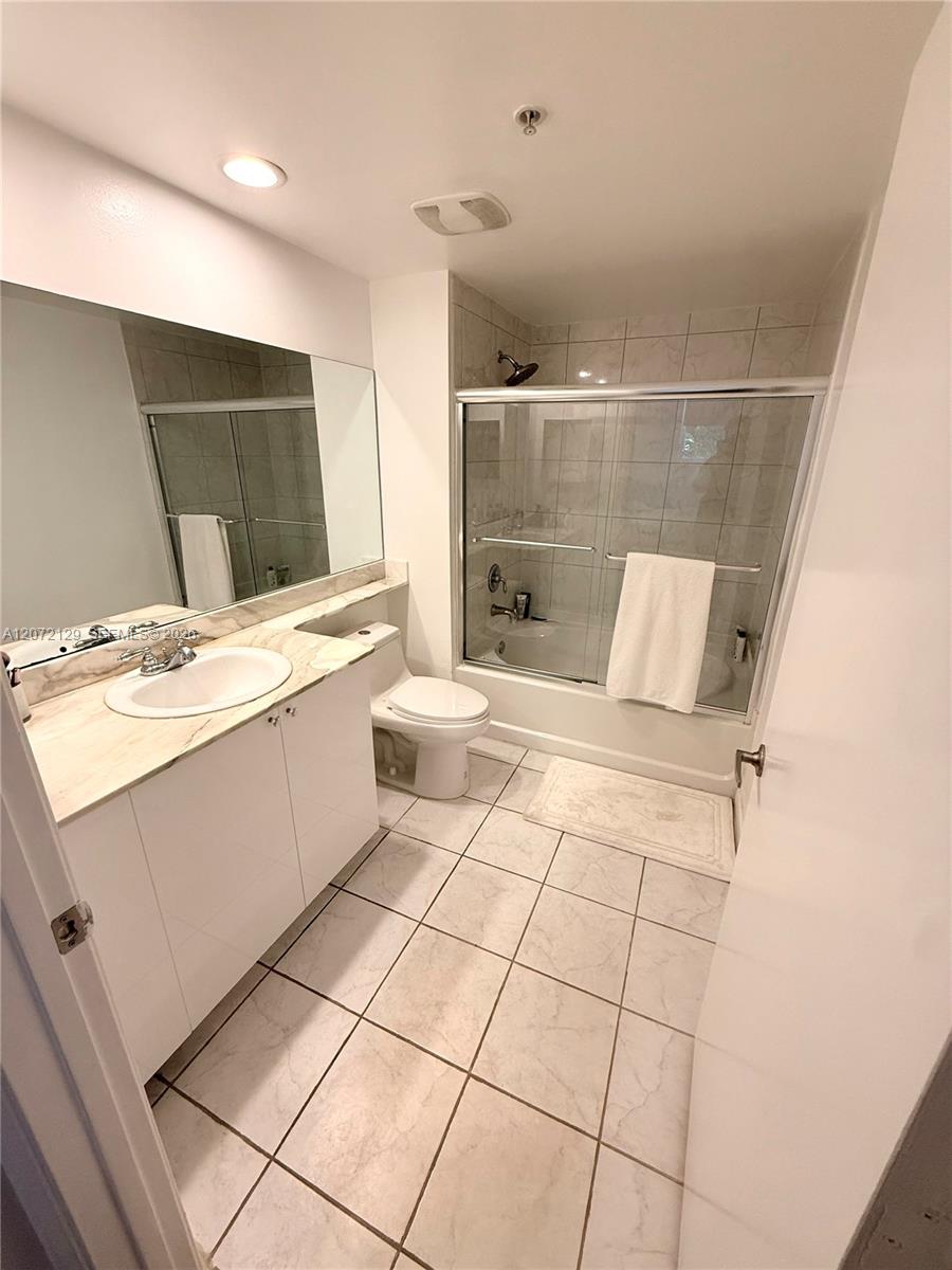 2775 NE 187th Street