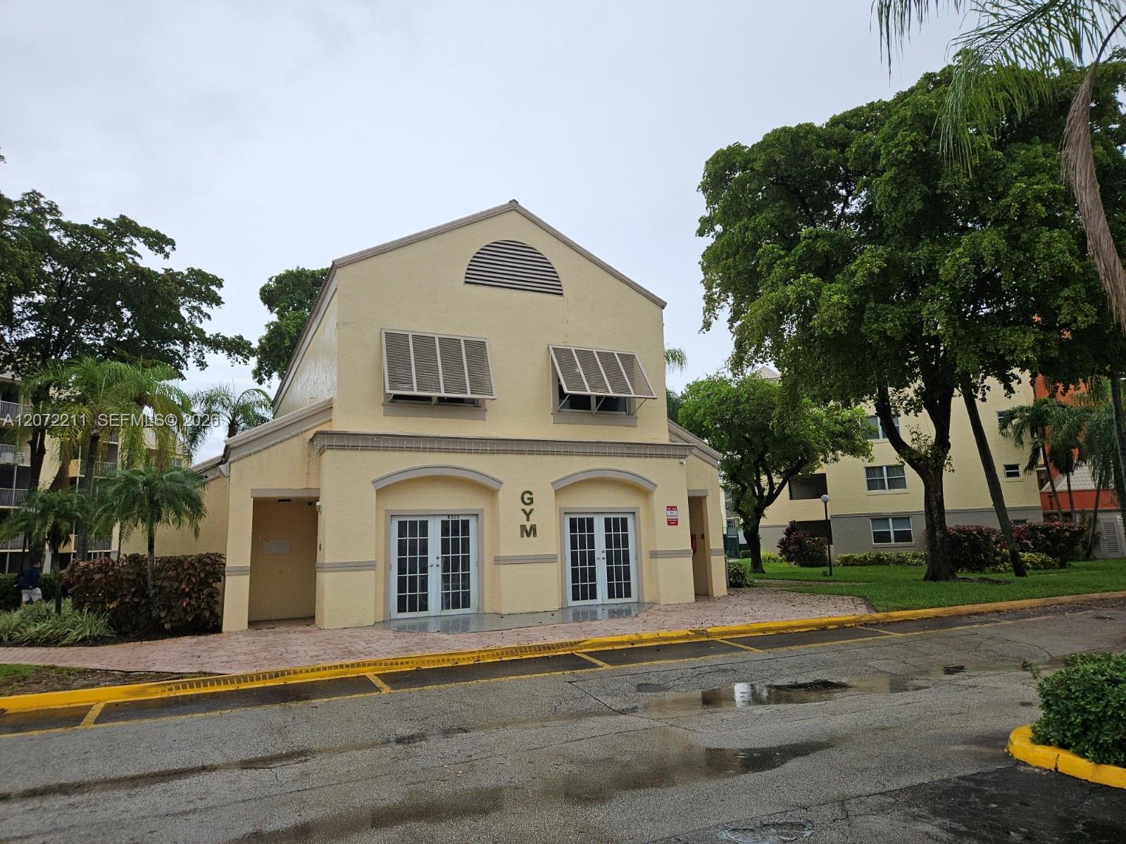 8290 Lake Drive