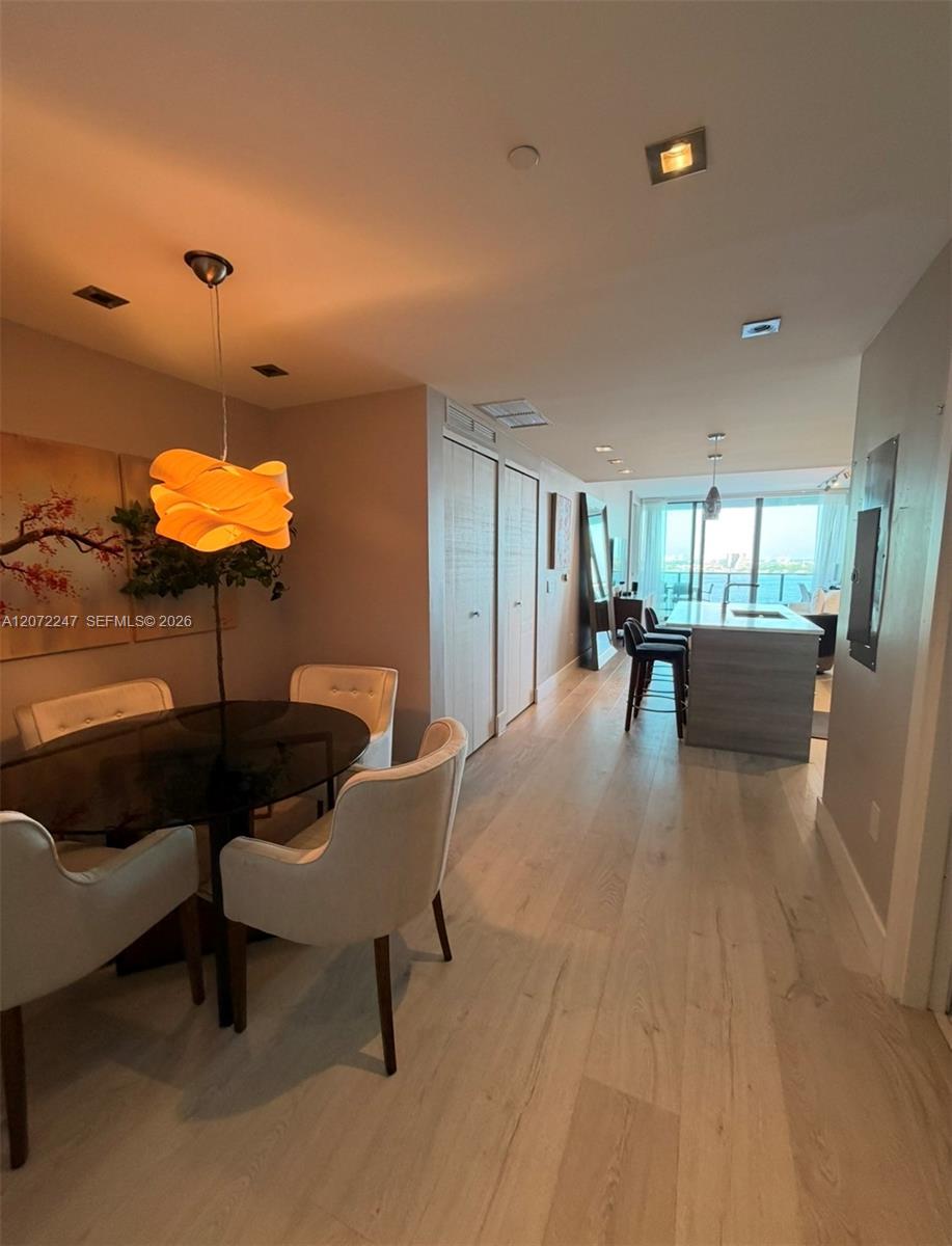 650 NE 32nd Street