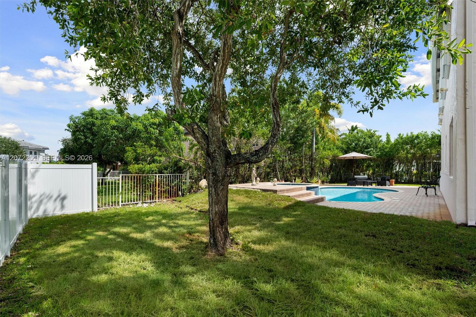 675 SW 159th Lane