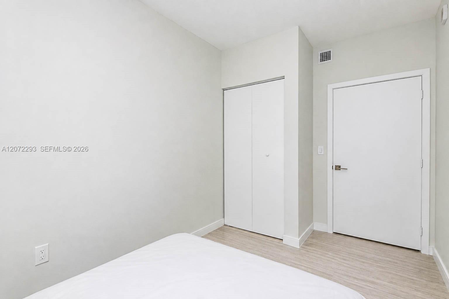 488 NE 18th Street