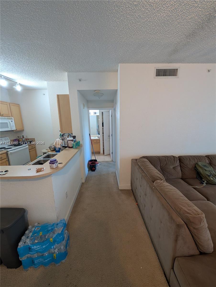 6001 SW 70th Street