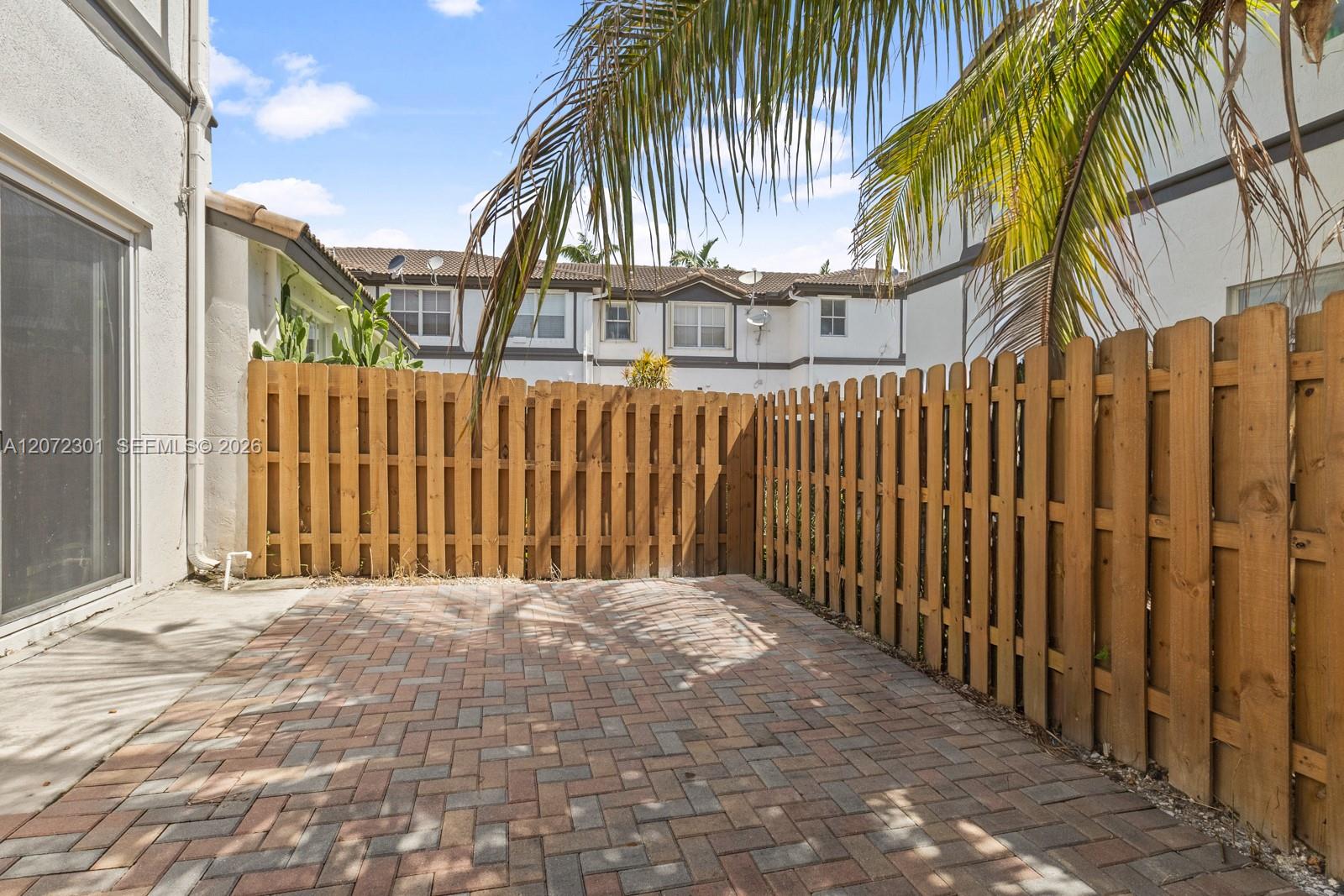 7809 NW 114th Path