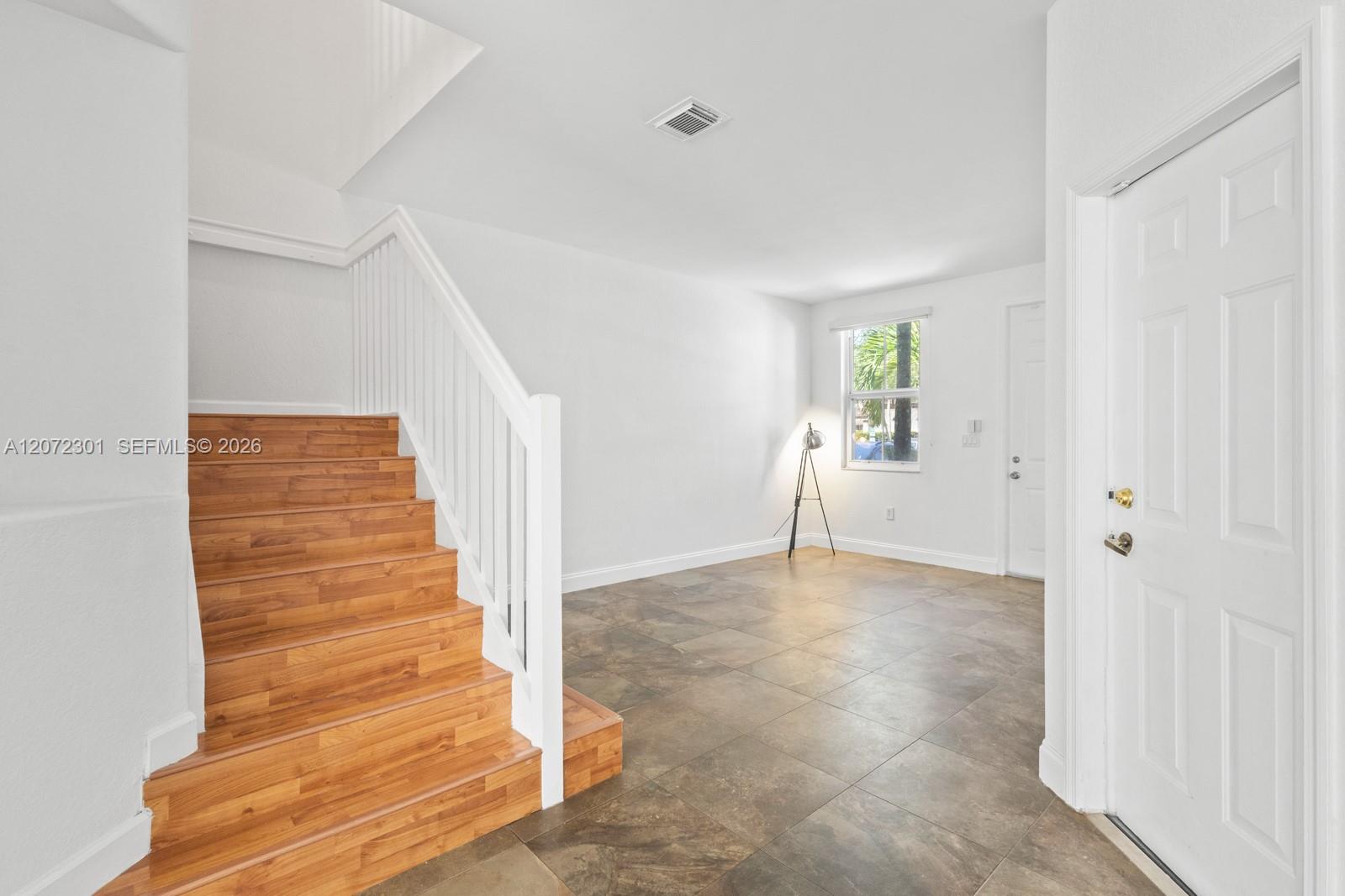 7809 NW 114th Path