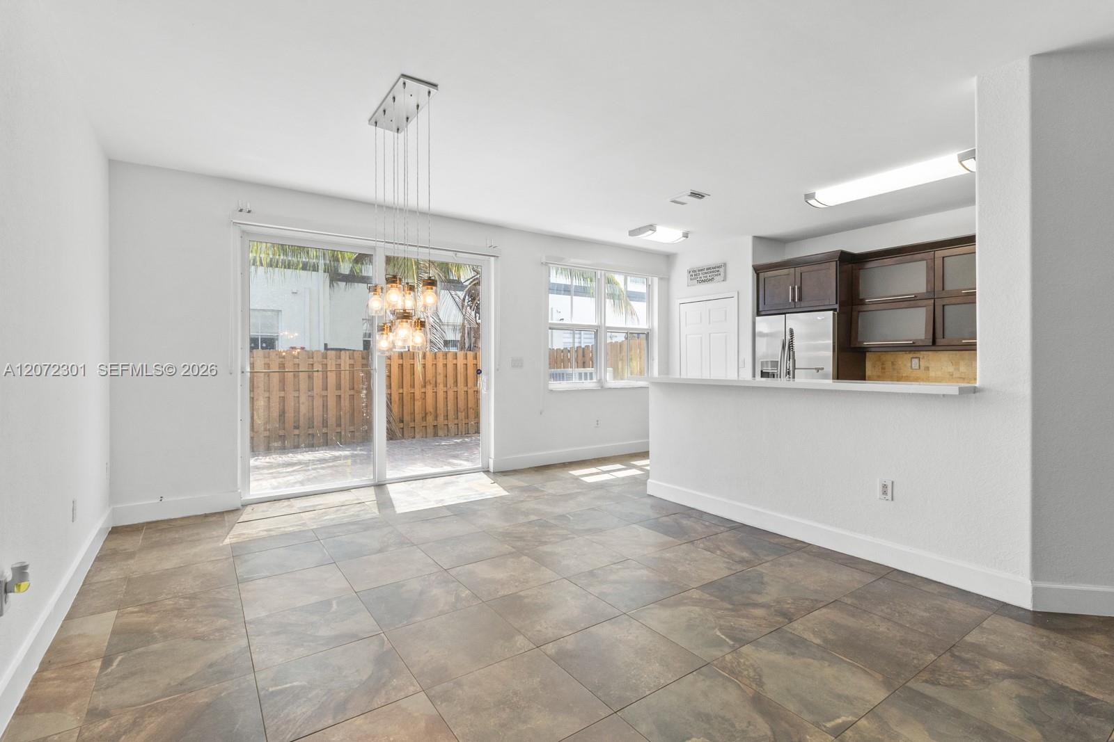7809 NW 114th Path