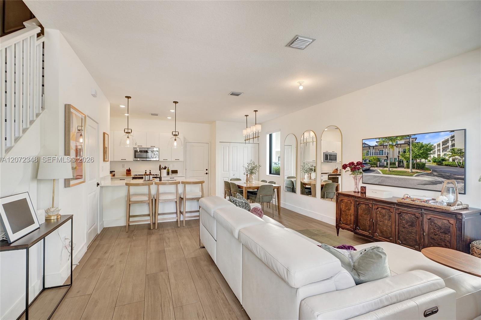 8166 NW 42nd Street
