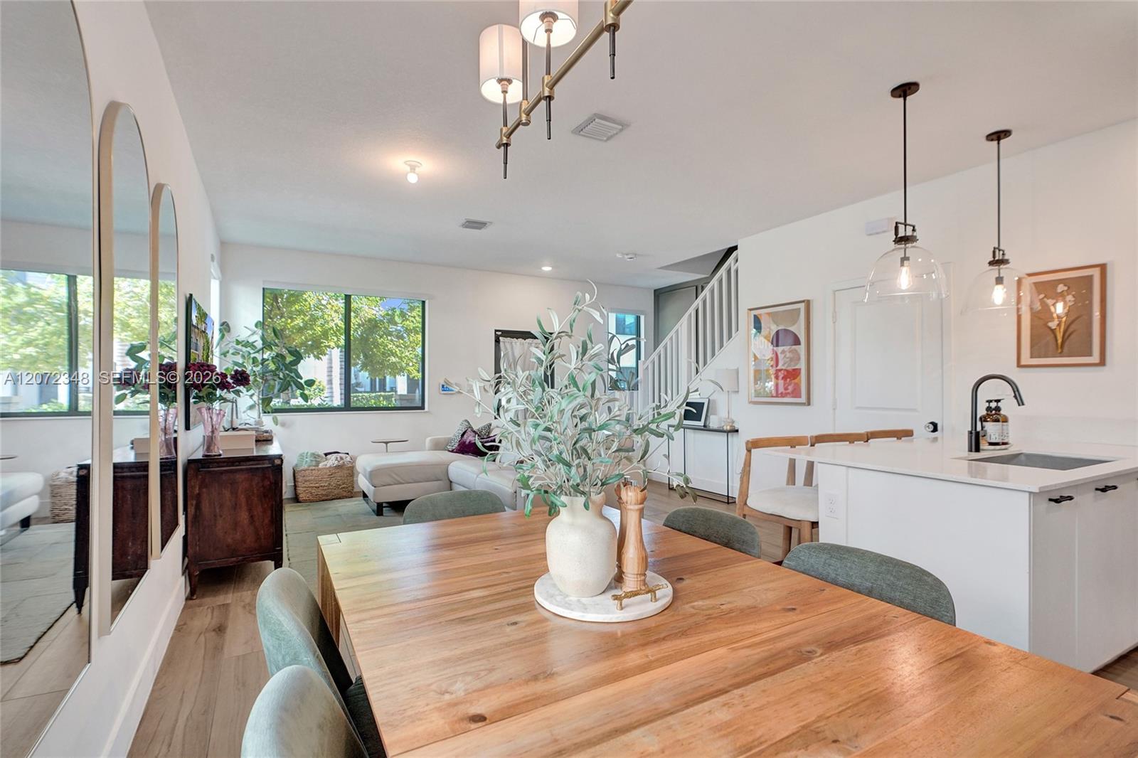 8166 NW 42nd Street