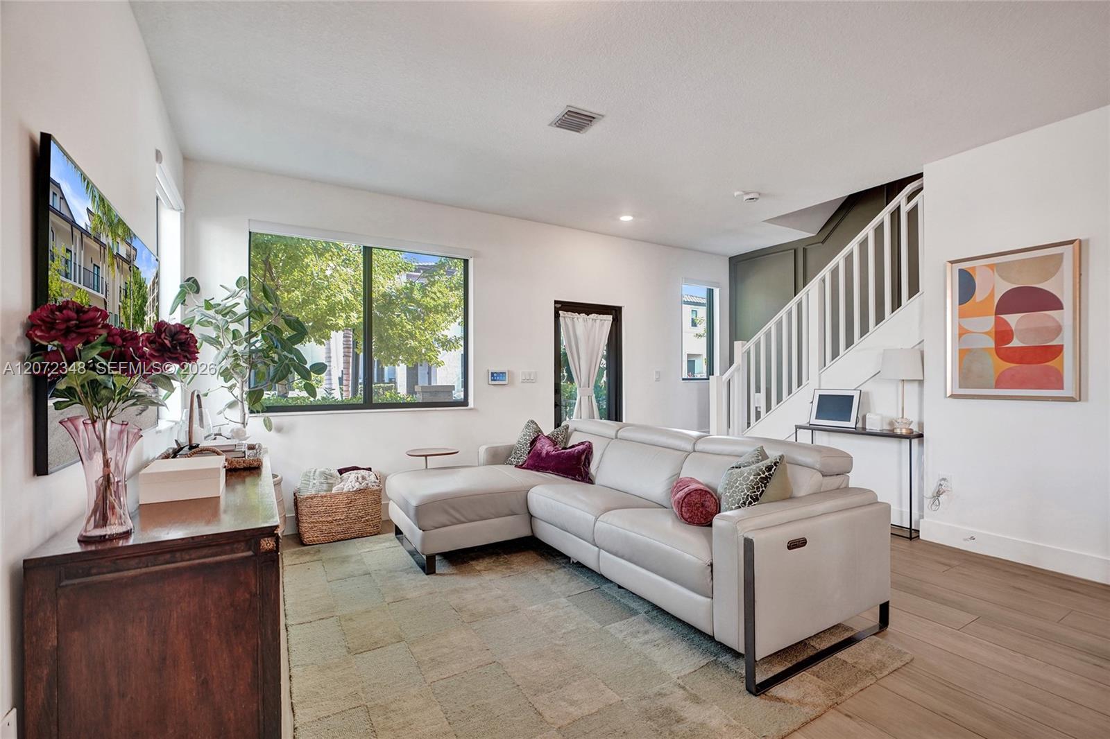 8166 NW 42nd Street